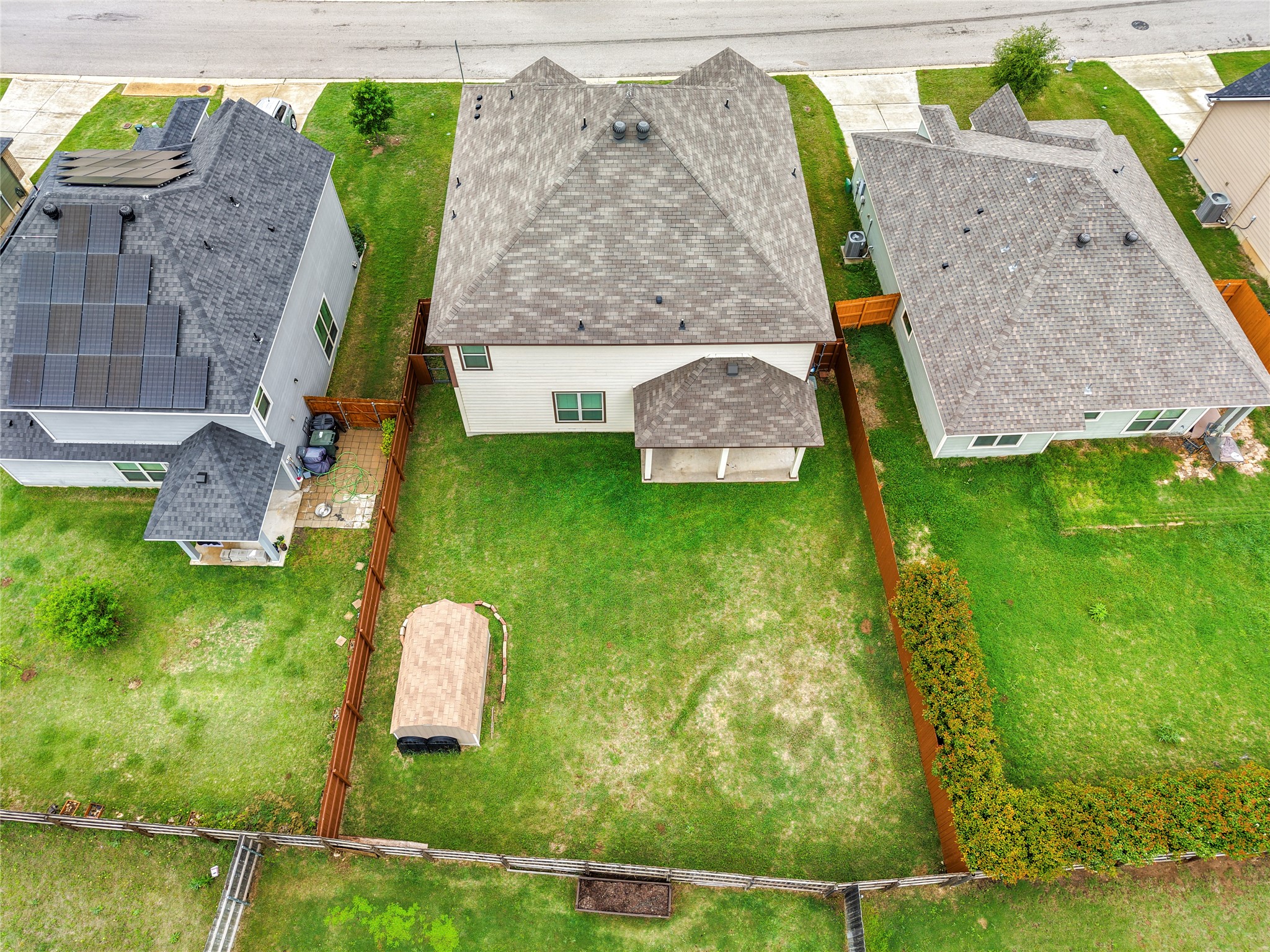 main property photo 35