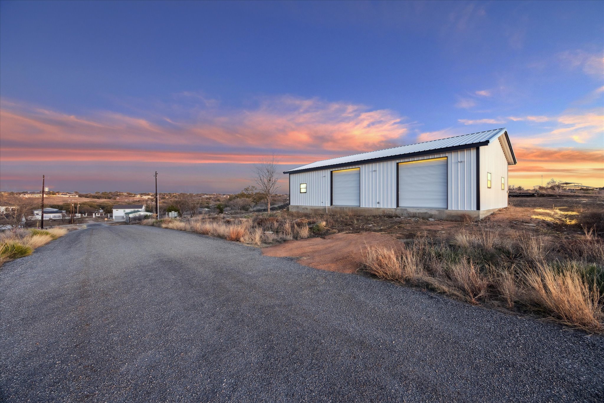 main property photo 20