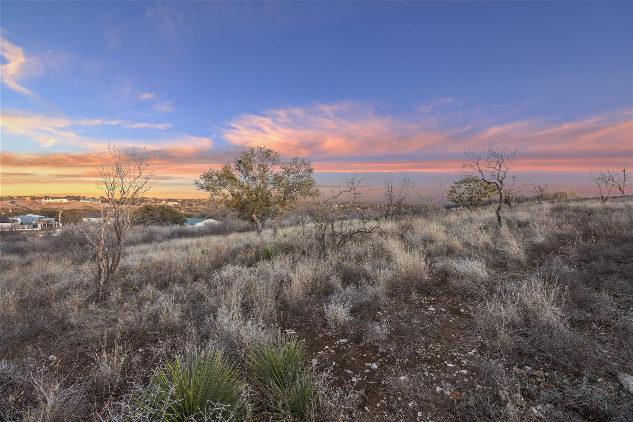 main property photo 28