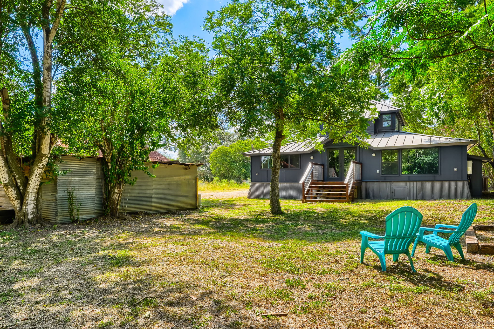 main property photo 29