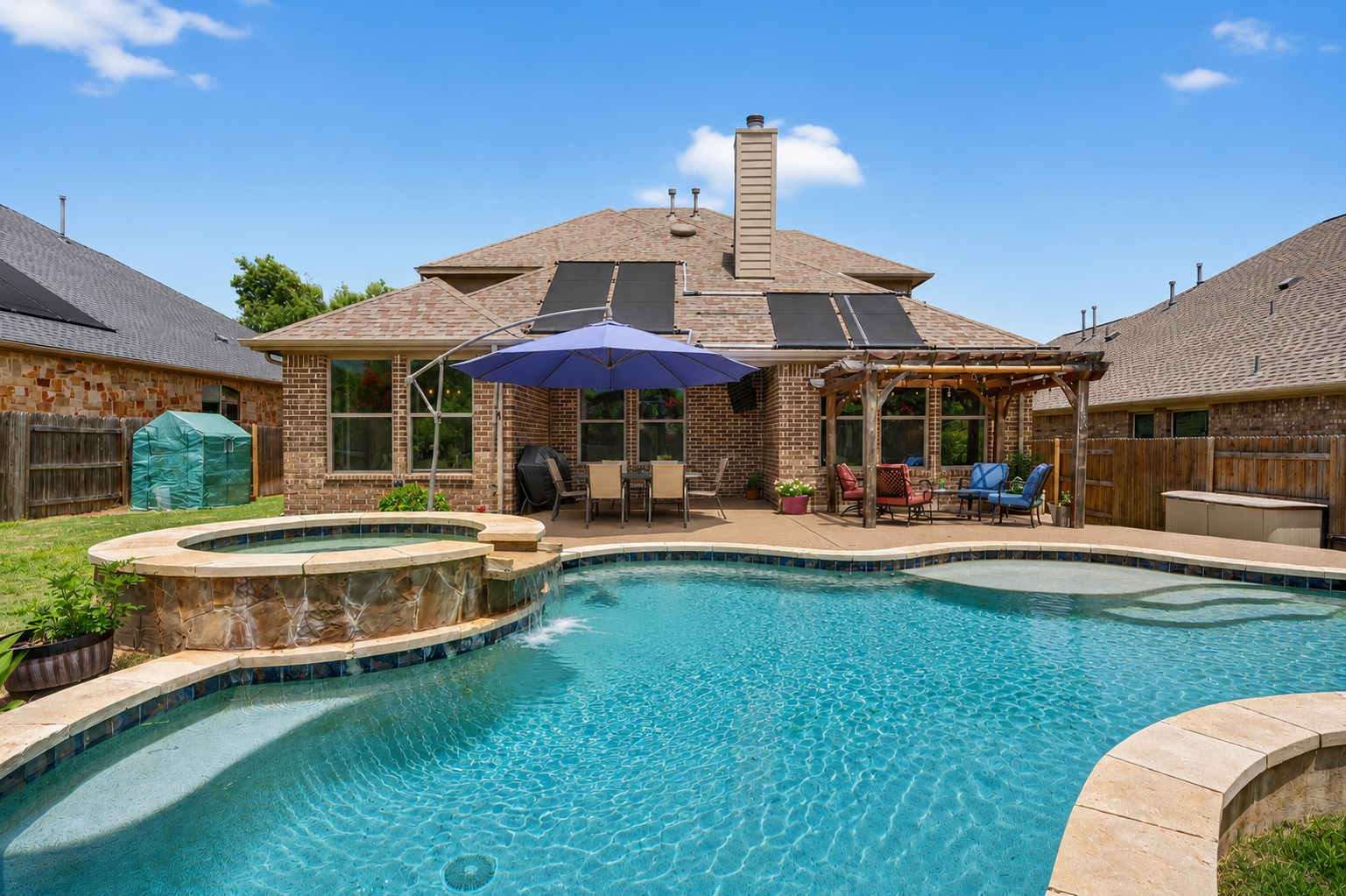 main property photo 2