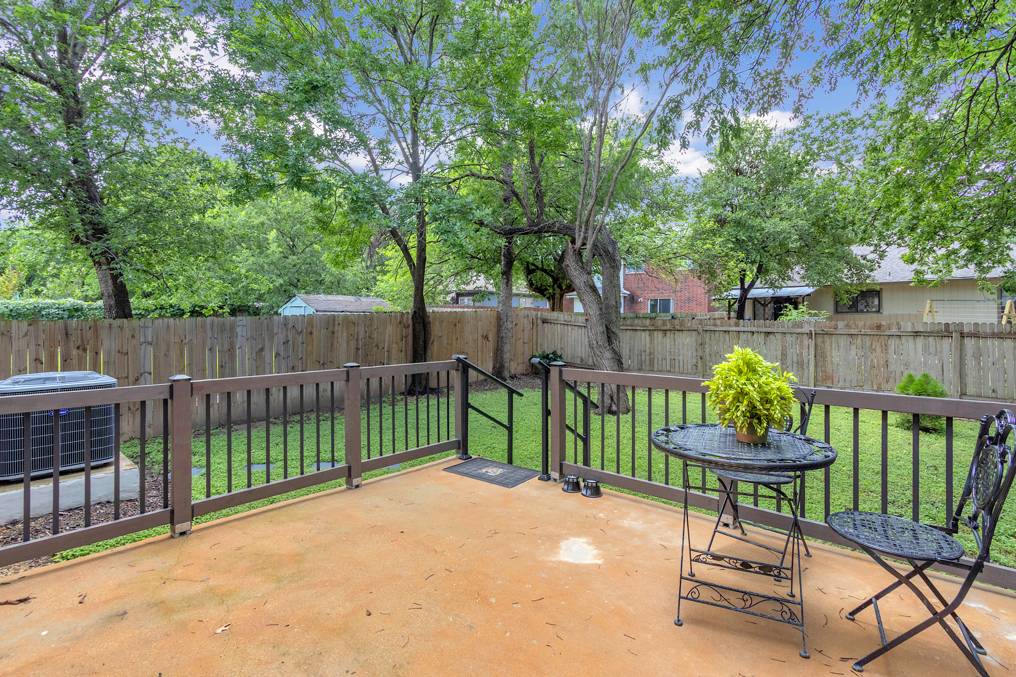 main property photo 36