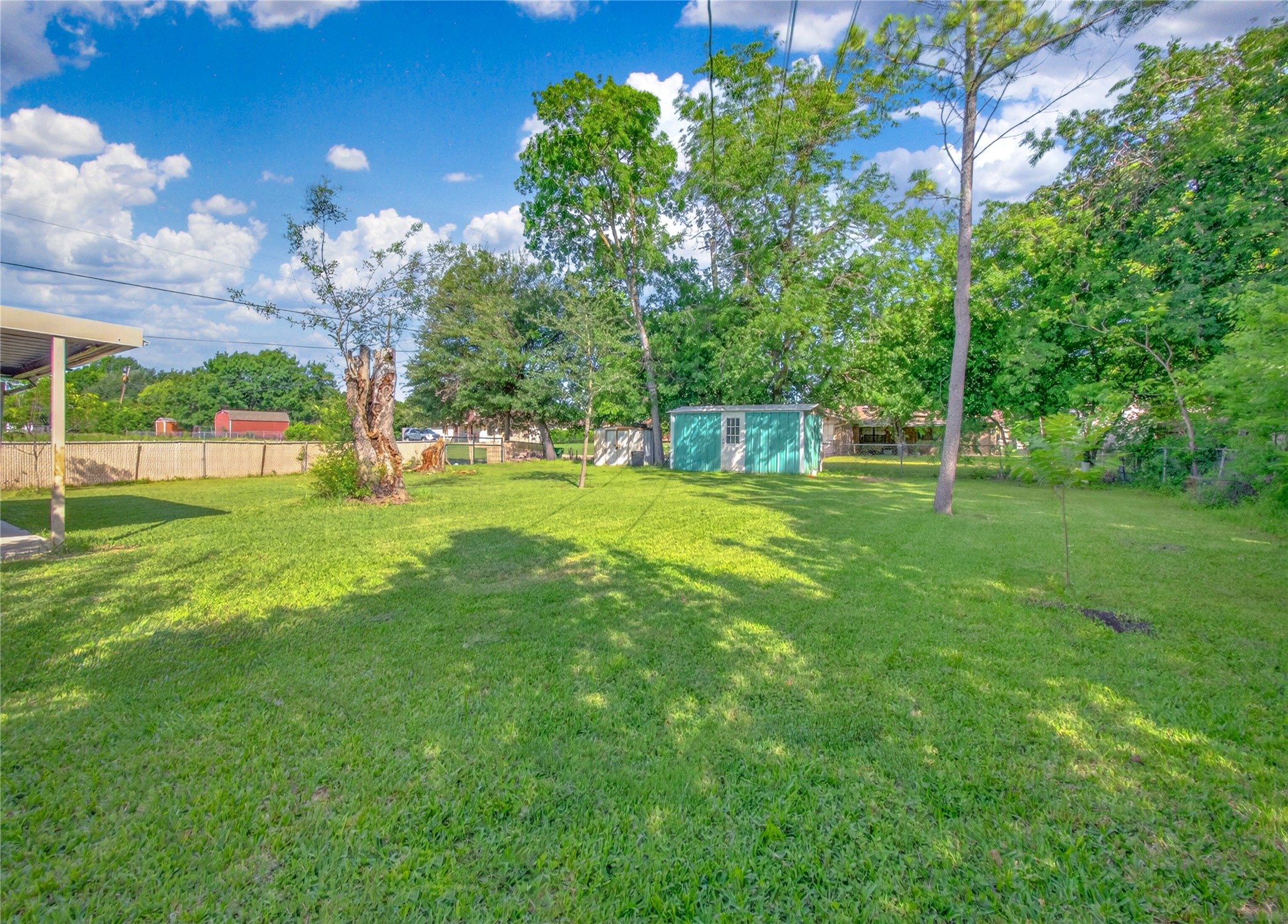 main property photo 22