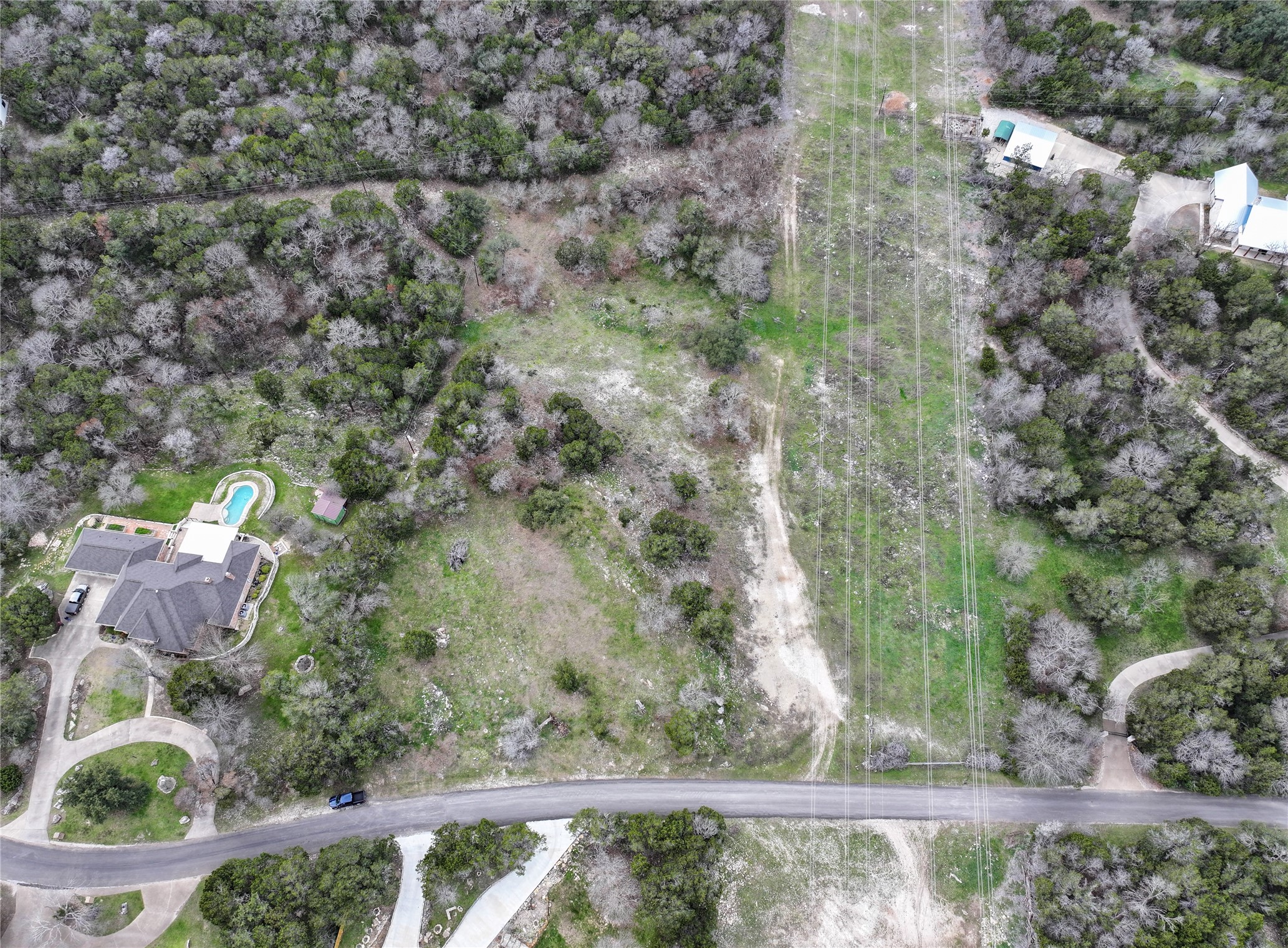main property photo 16