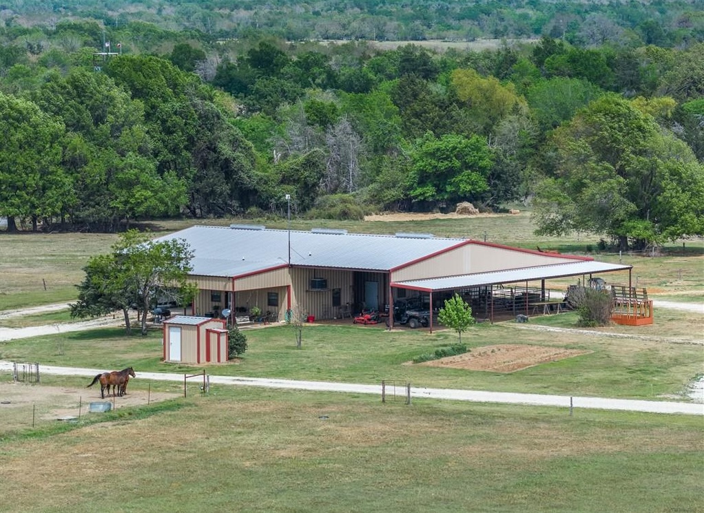 main property photo 20