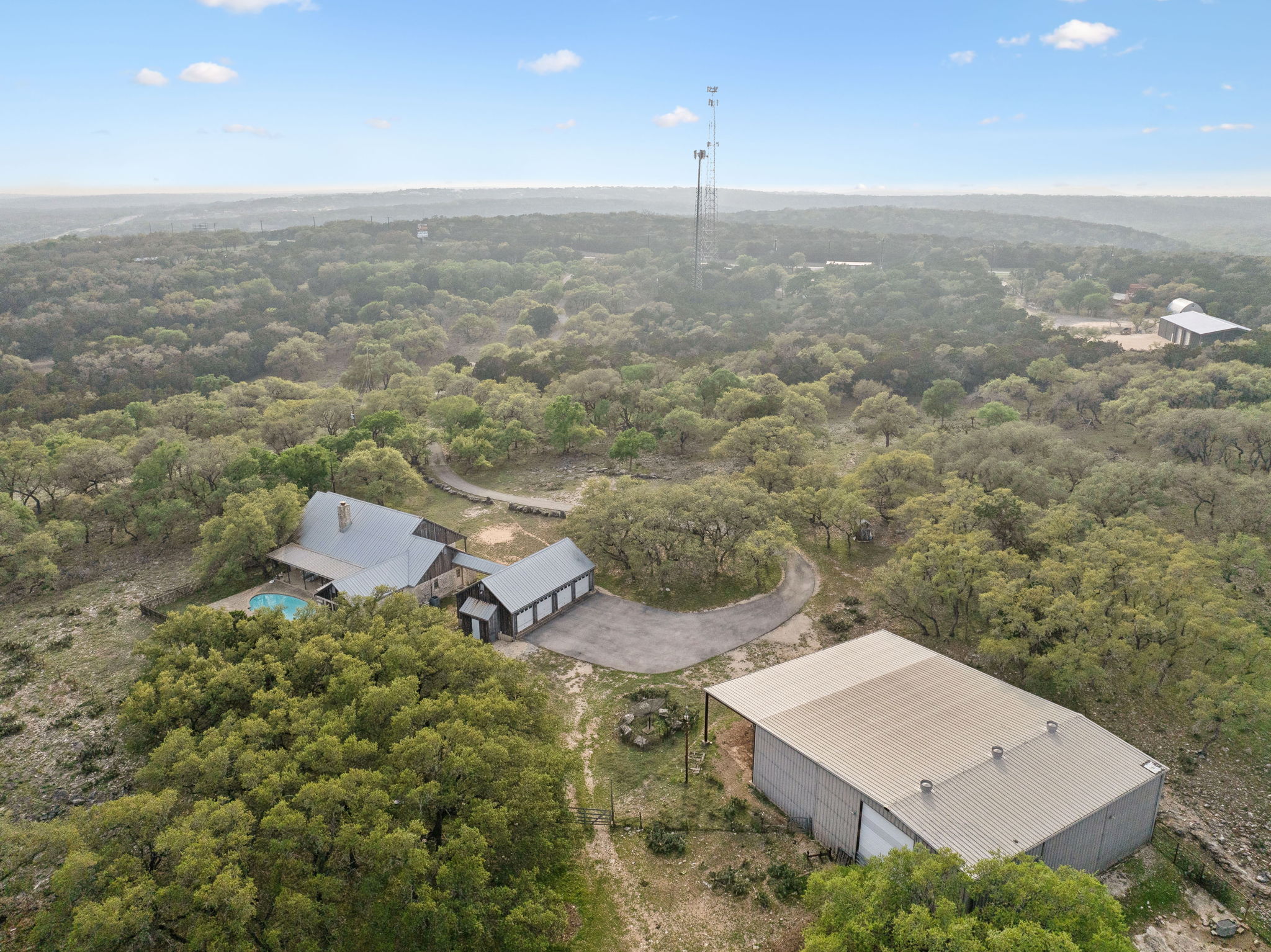 main property photo 13