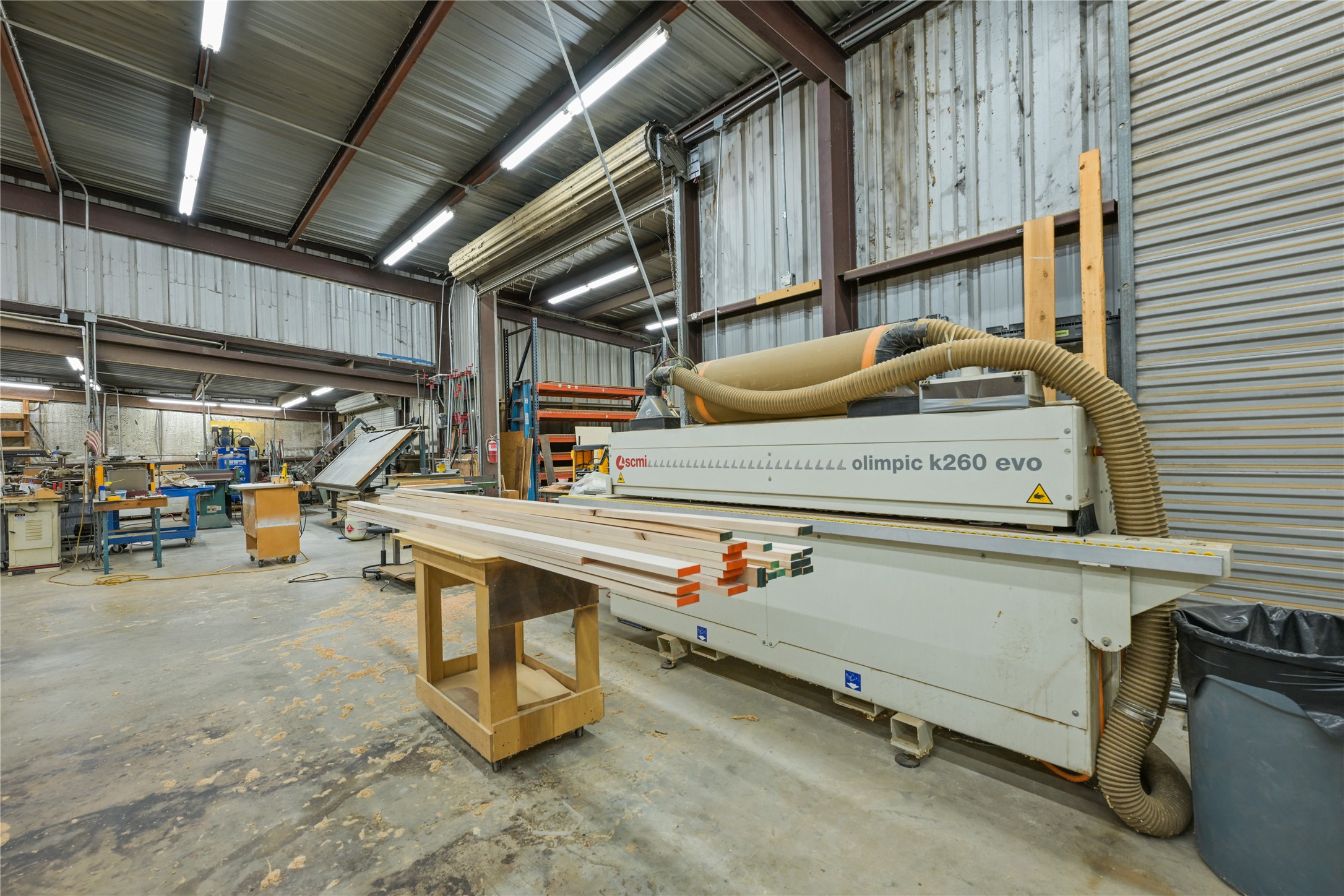 main property photo 20