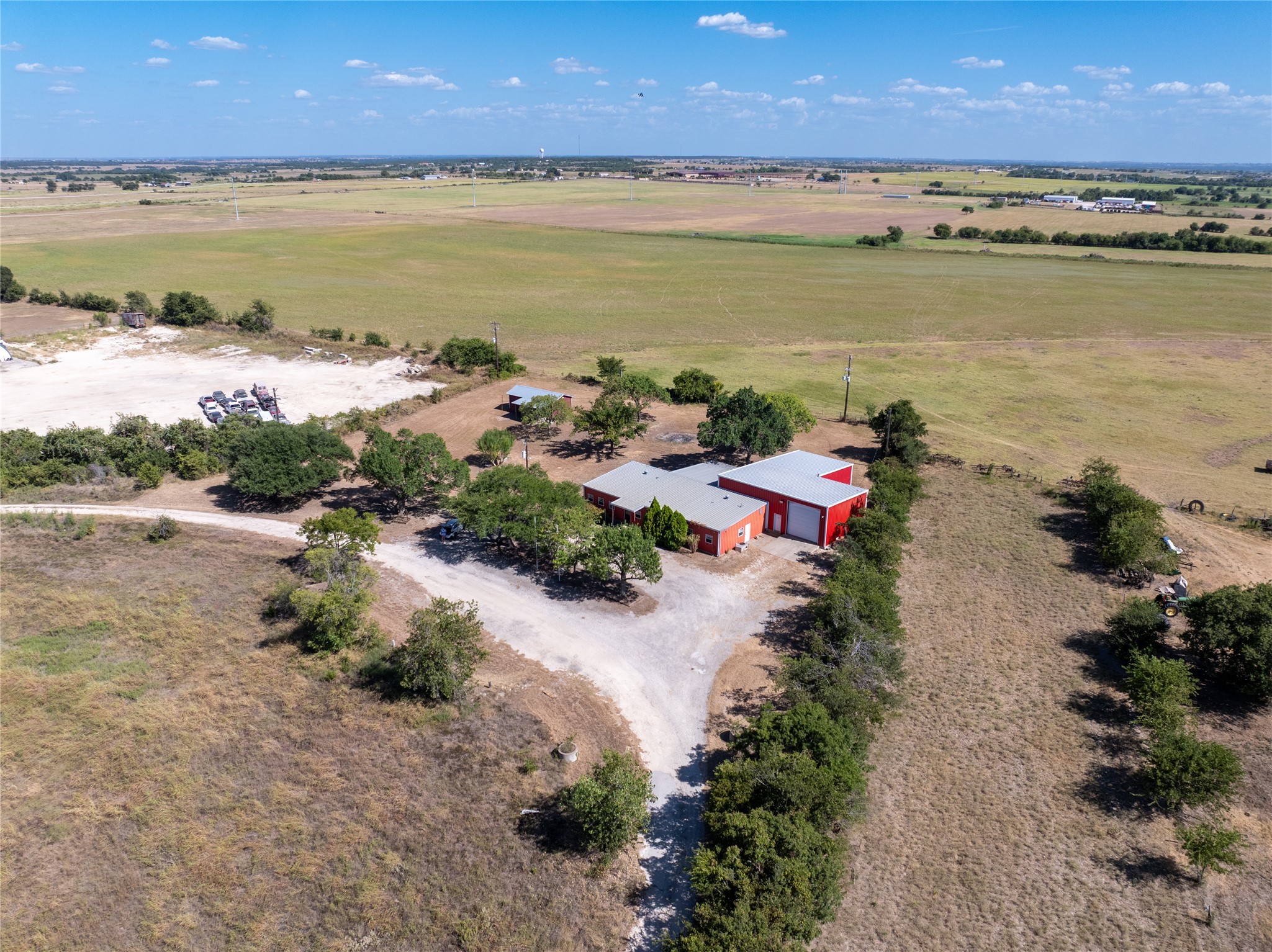 main property photo 25