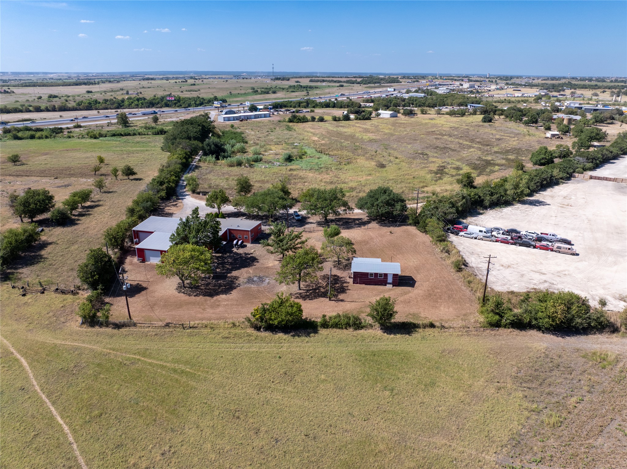 main property photo 27