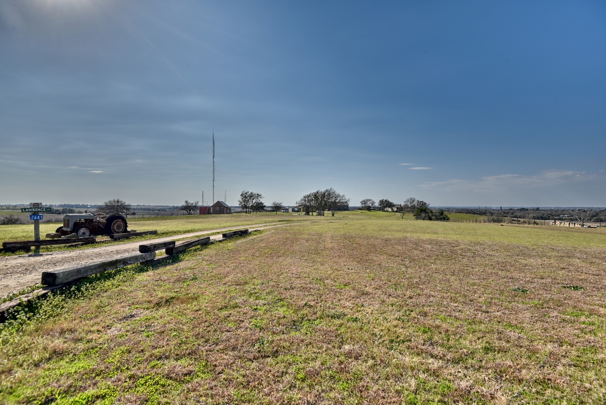 main property photo 8