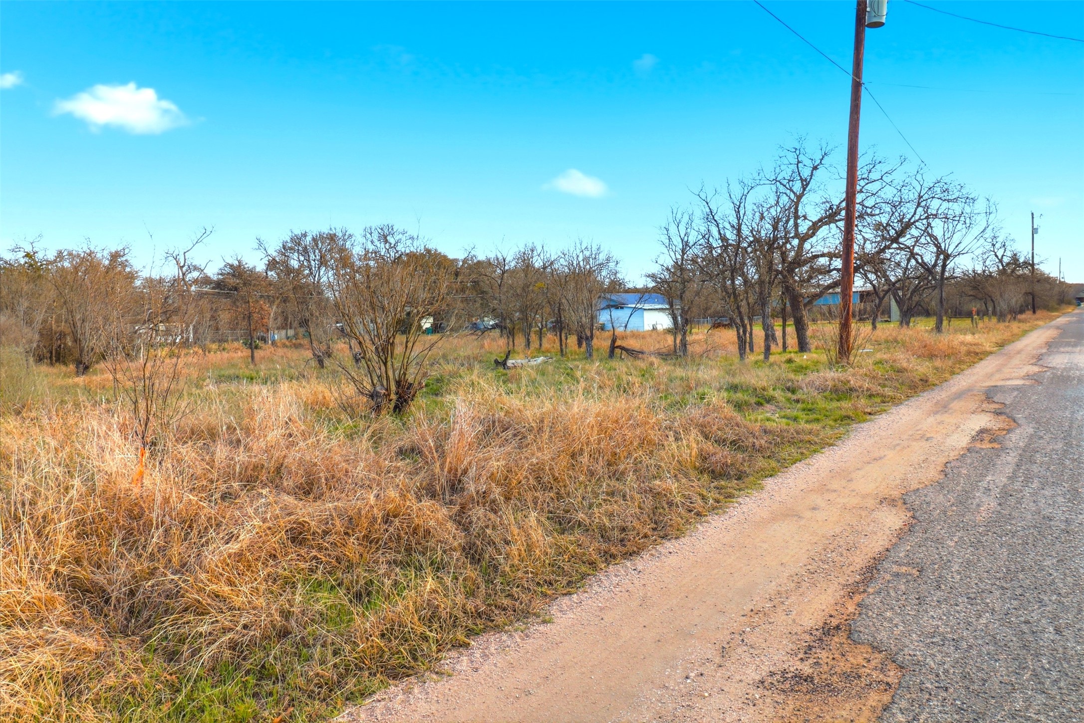 main property photo 9