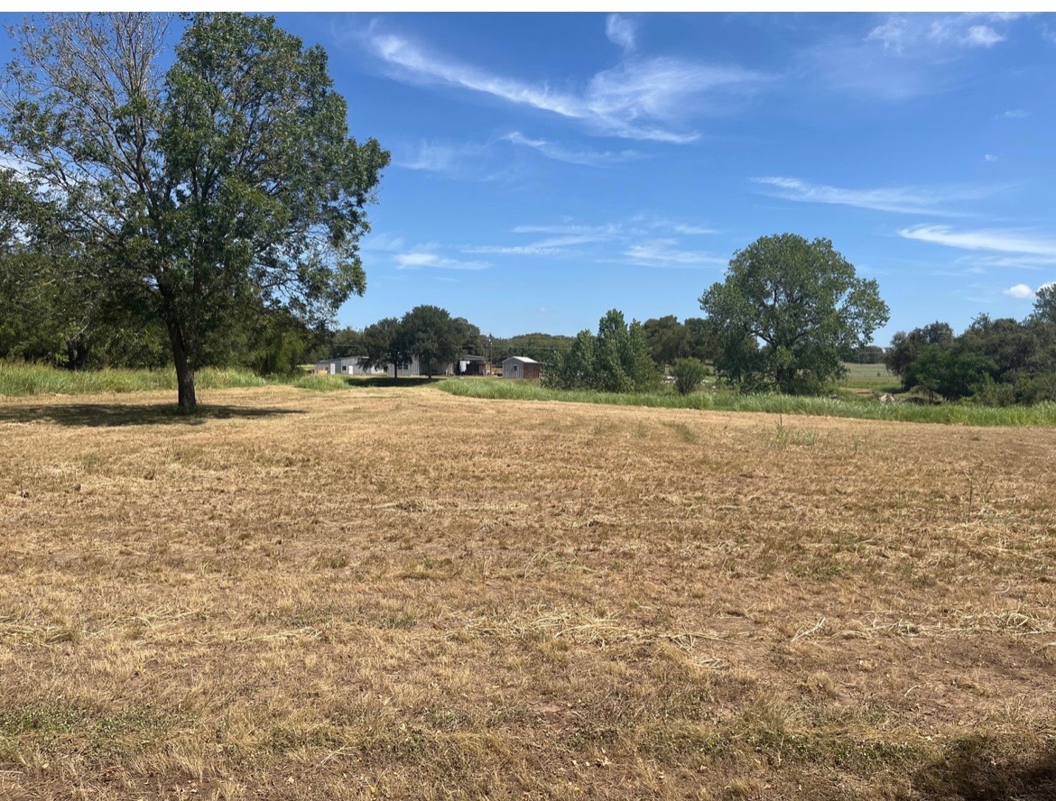 main property photo 37