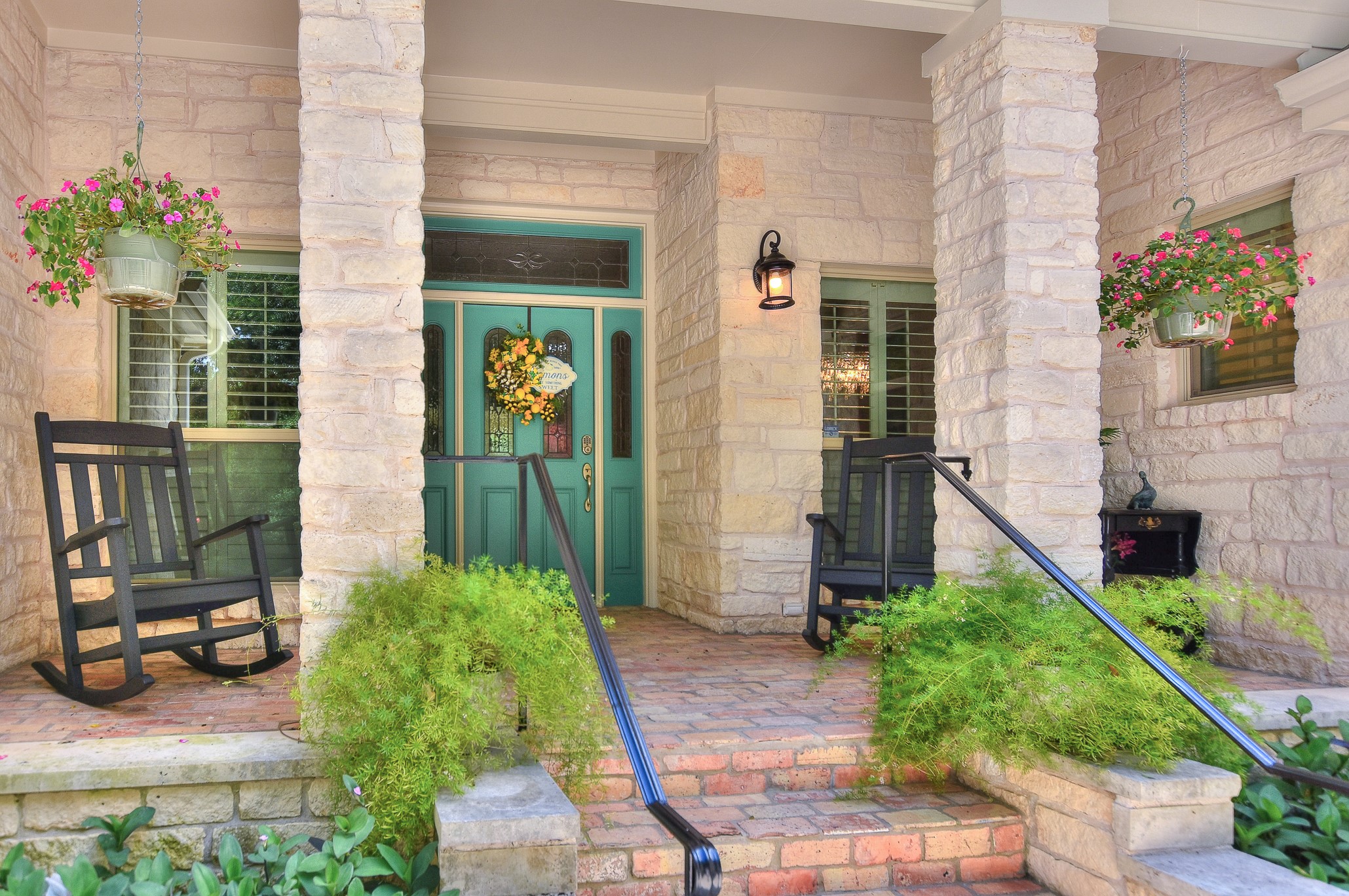 main property photo 6