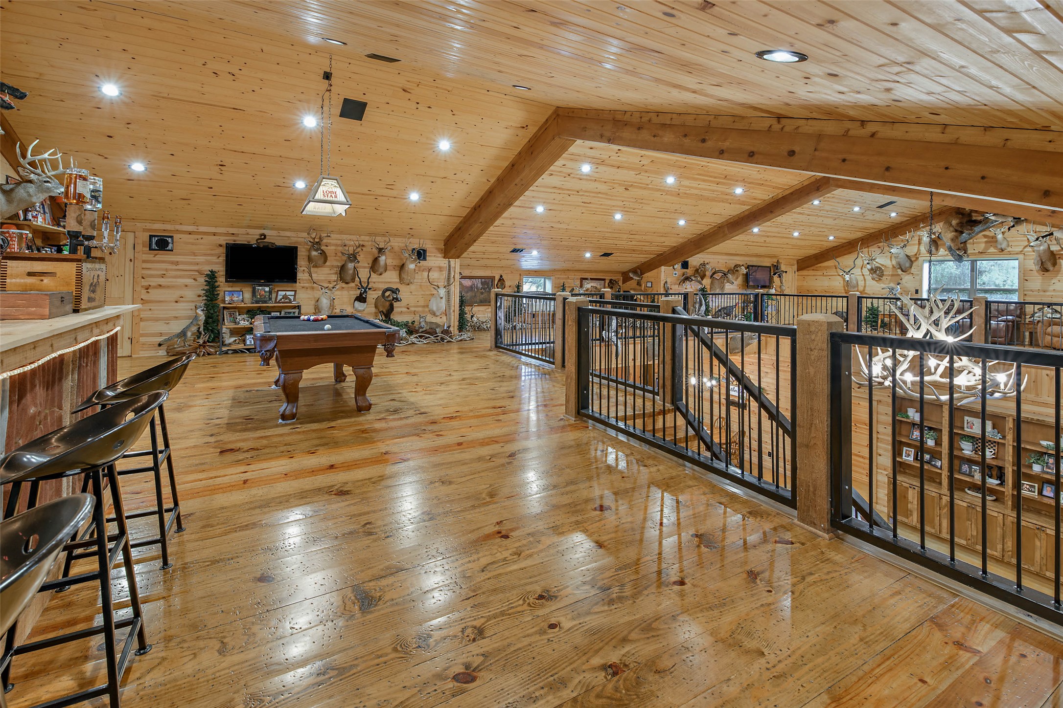 main property photo 19