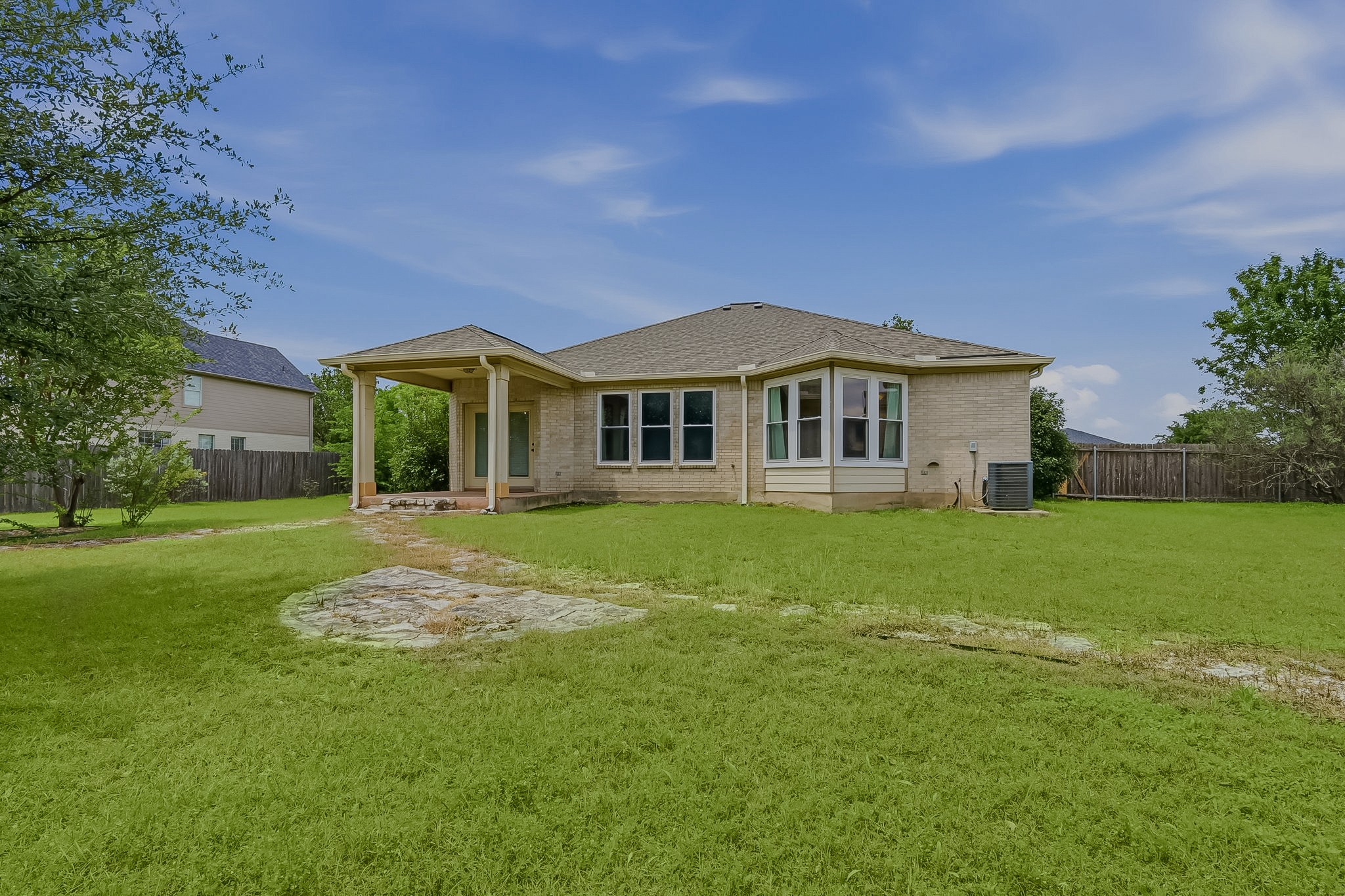 main property photo 22