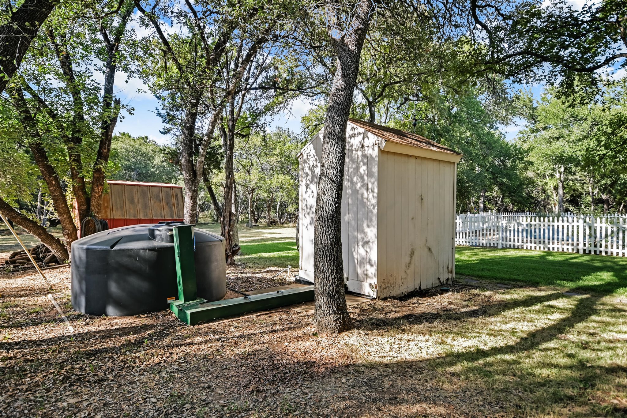 main property photo 21