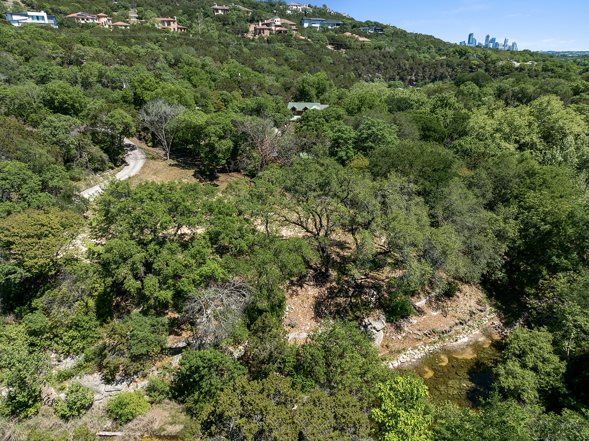 main property photo 7