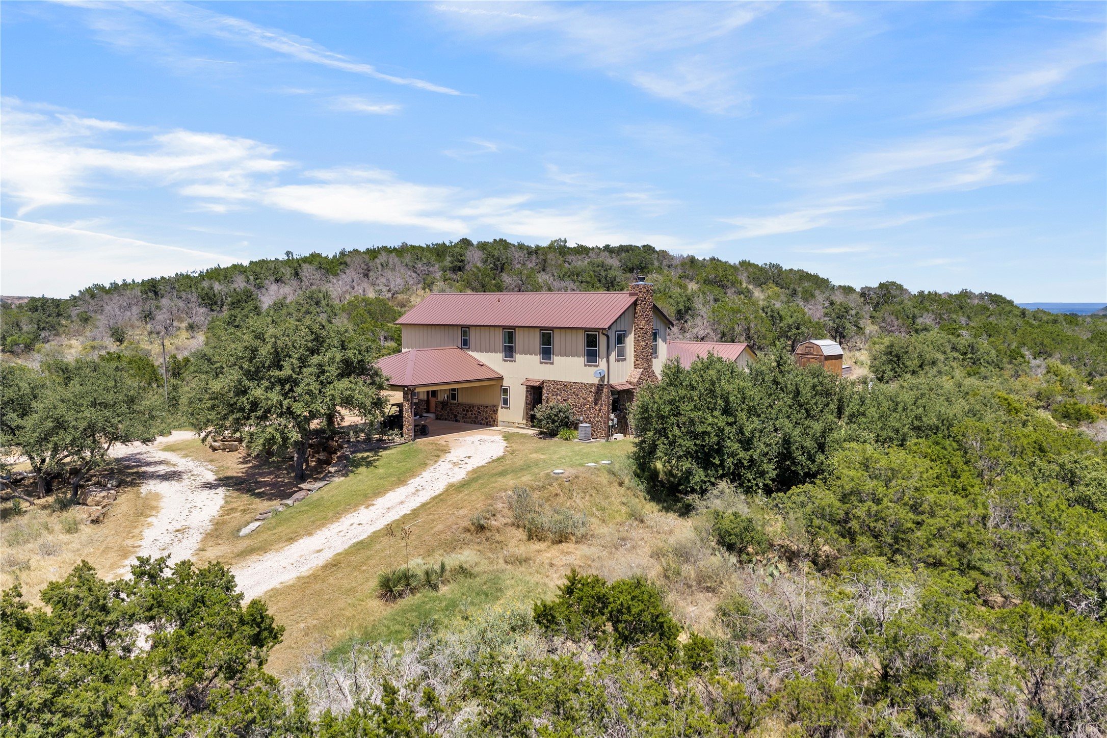 main property photo 34