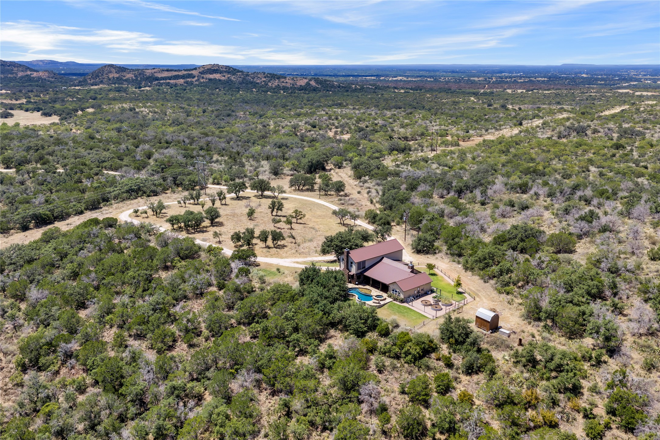 main property photo 39