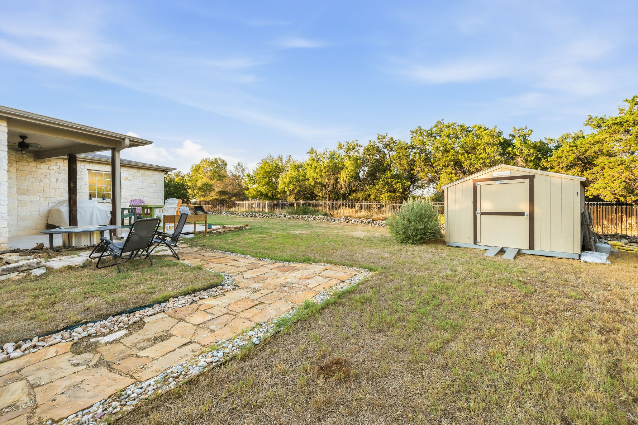 main property photo 29