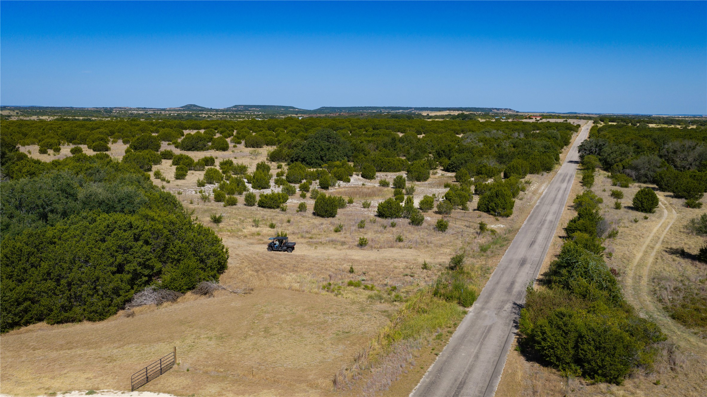 main property photo 23