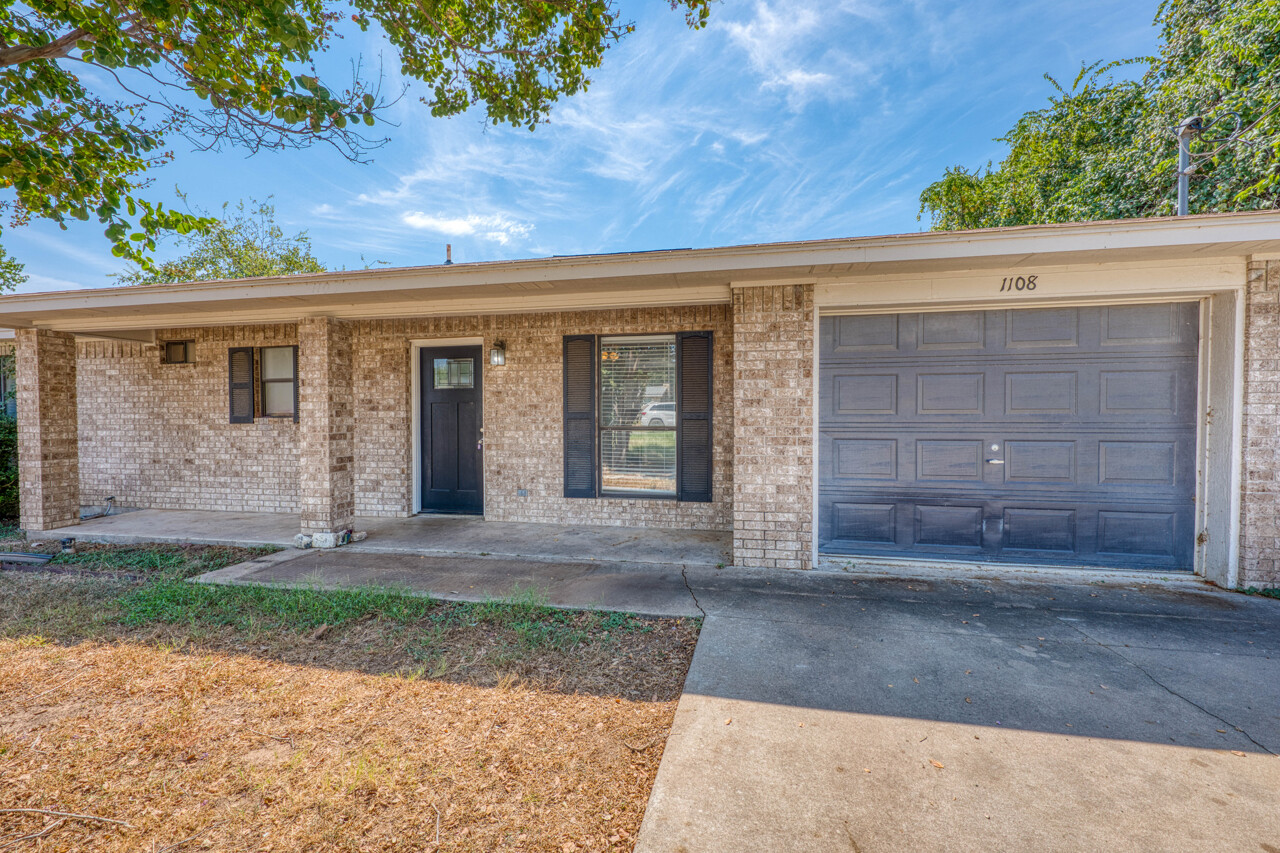 main property photo 3