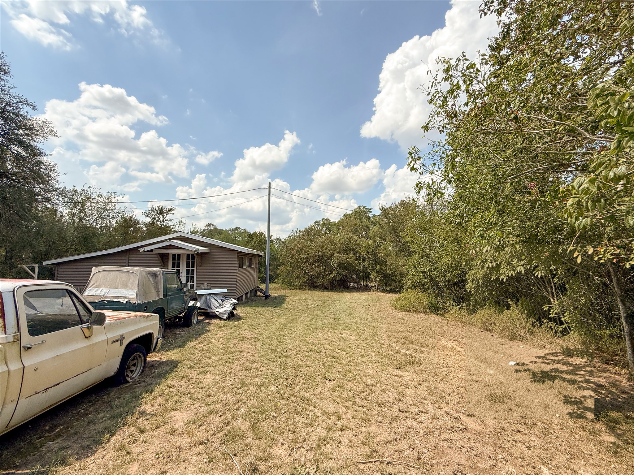 main property photo 5
