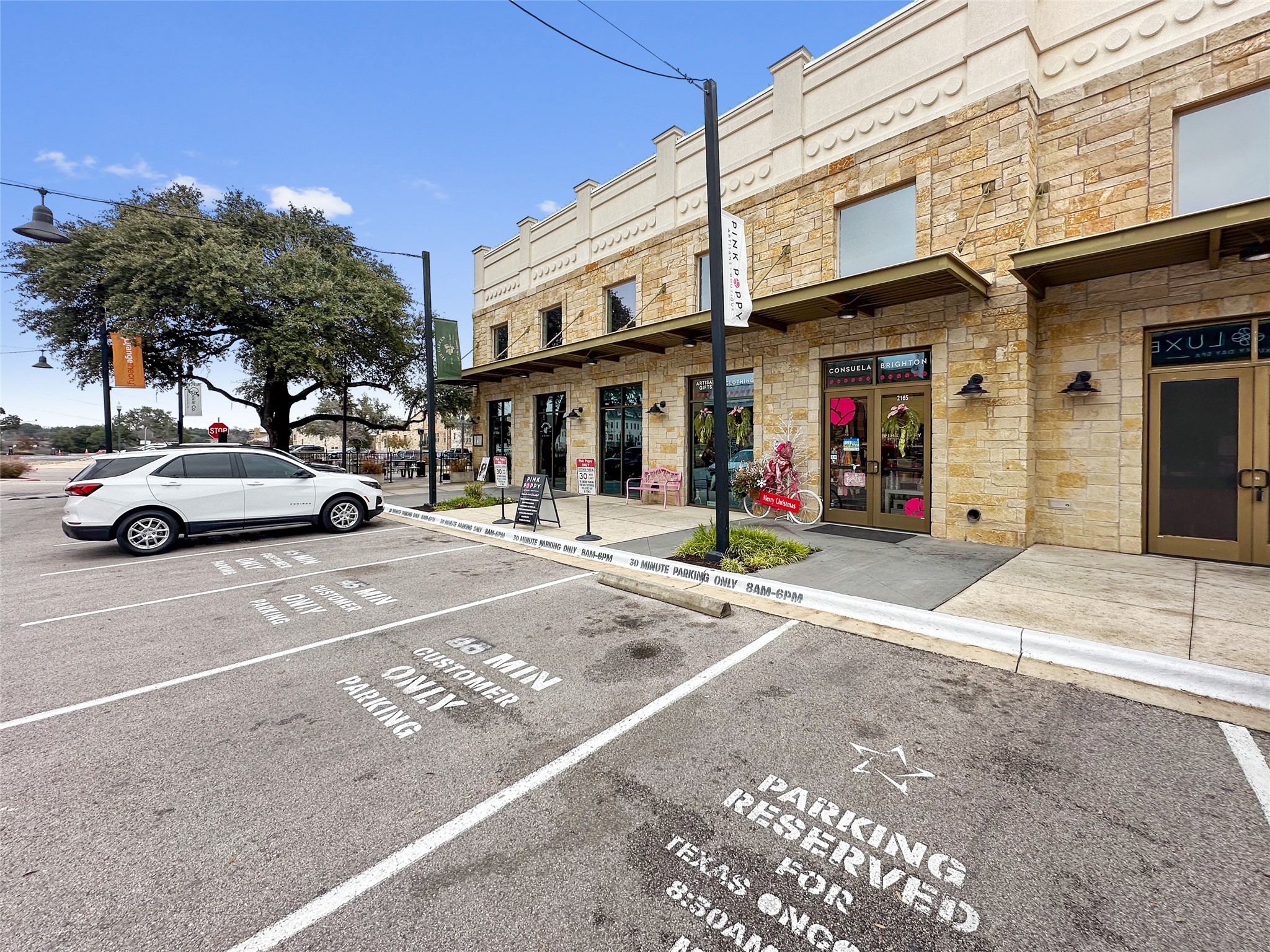 main property photo 31