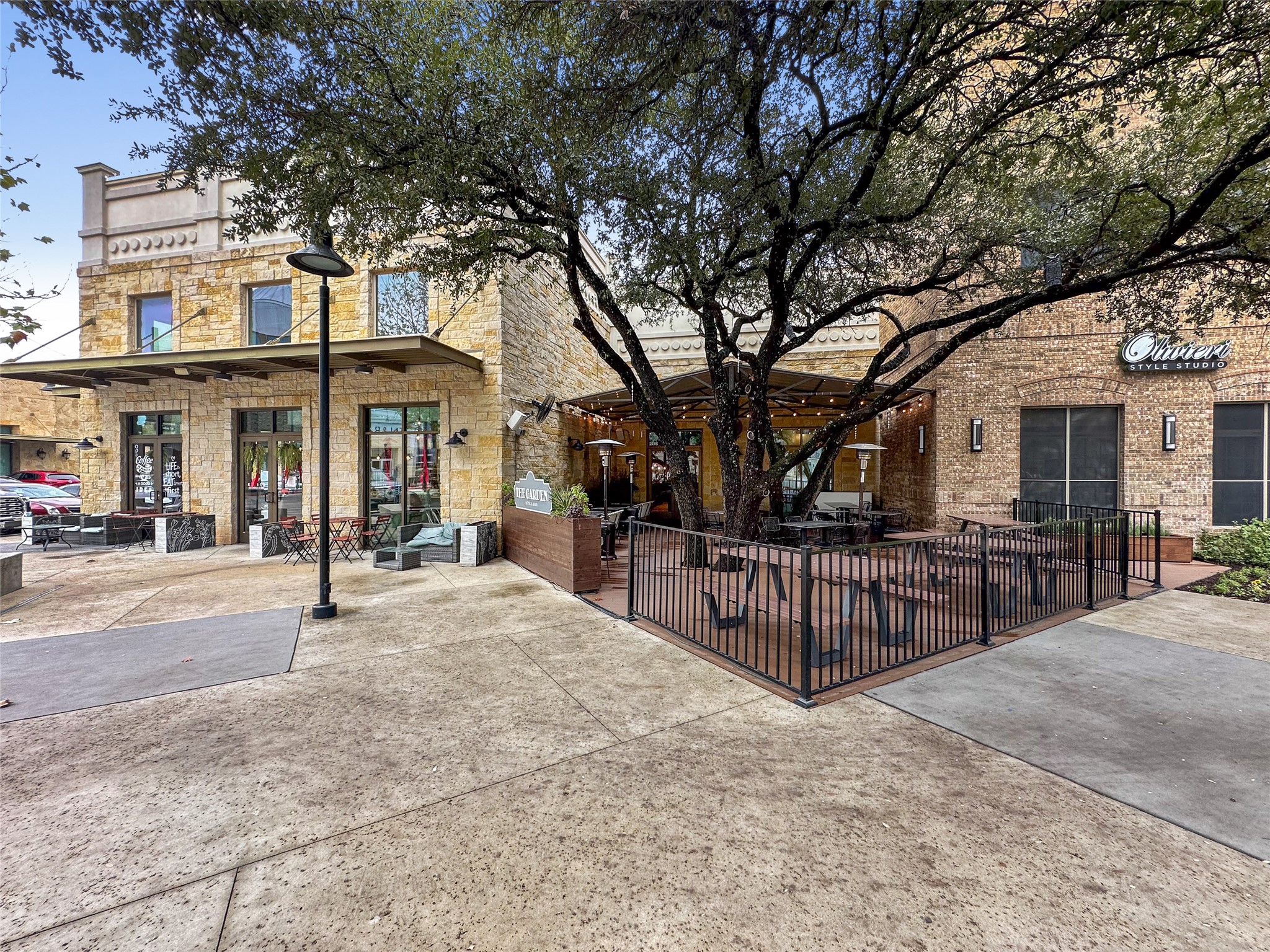 main property photo 36