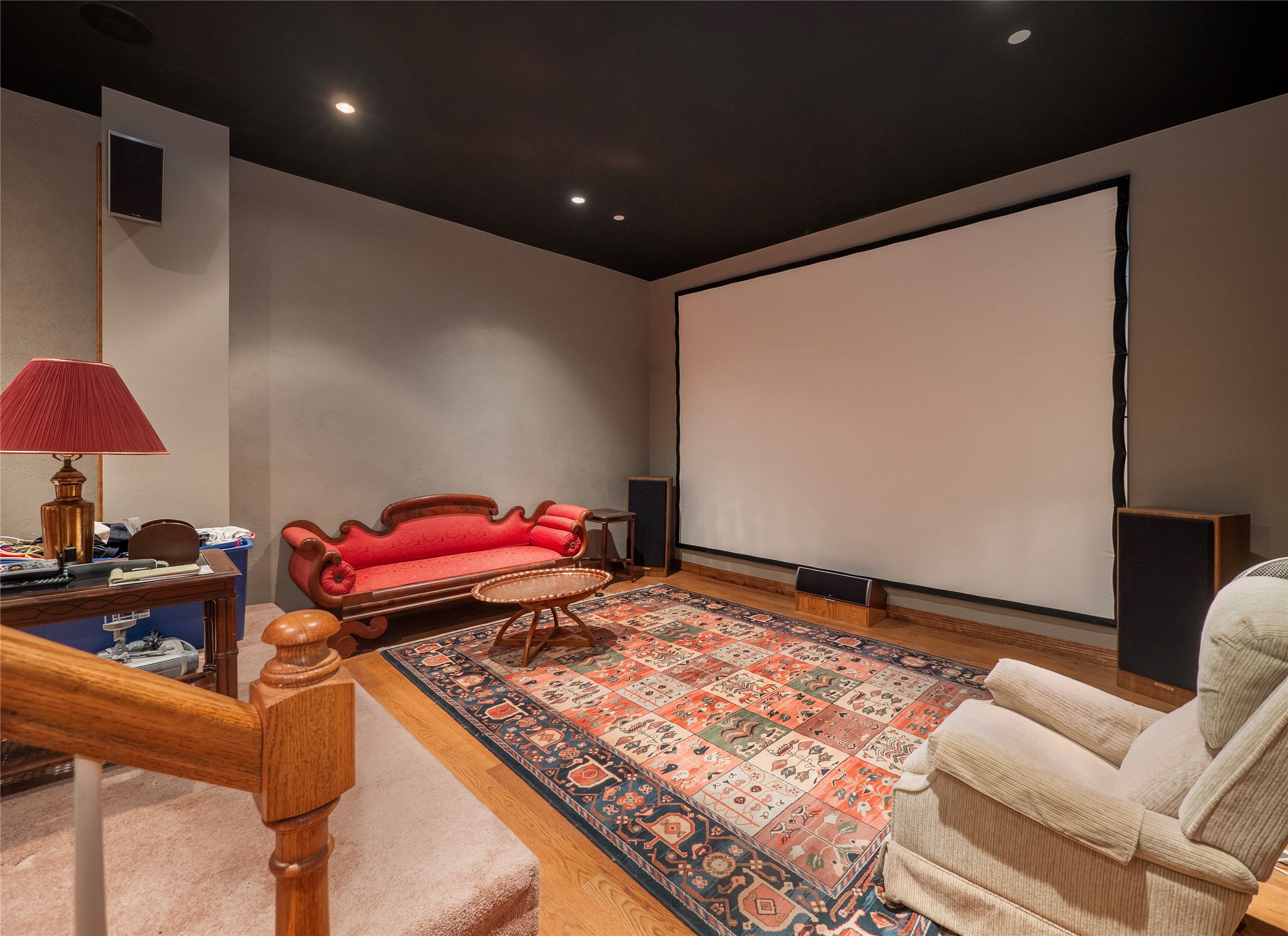 main property photo 31