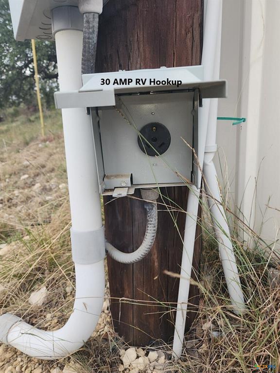main property photo 33