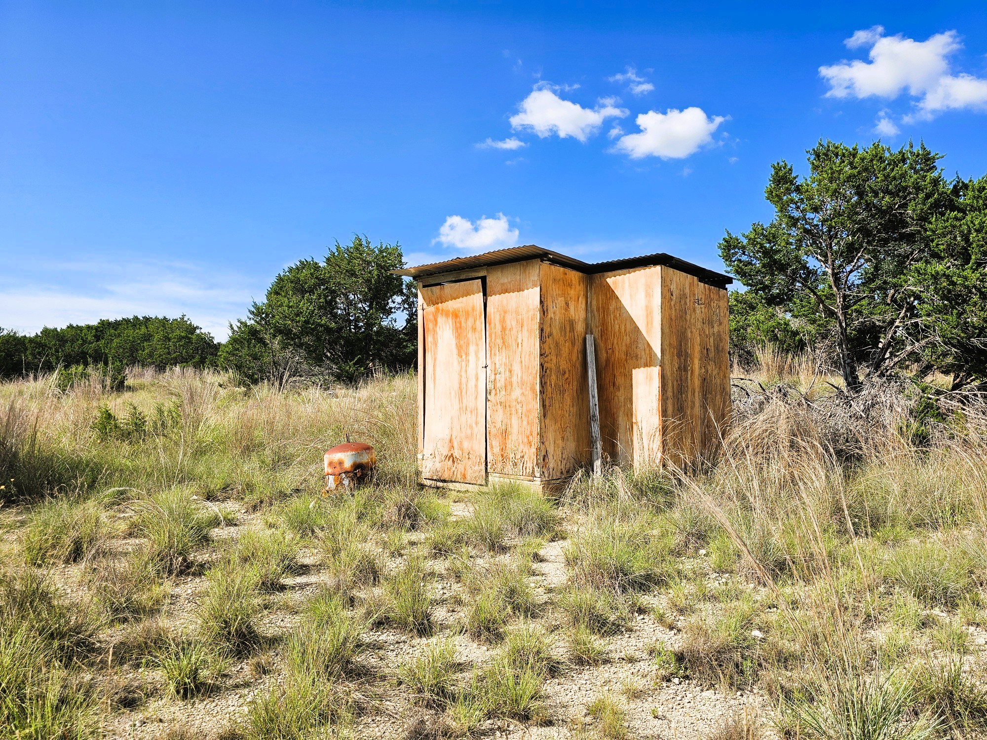 main property photo 6