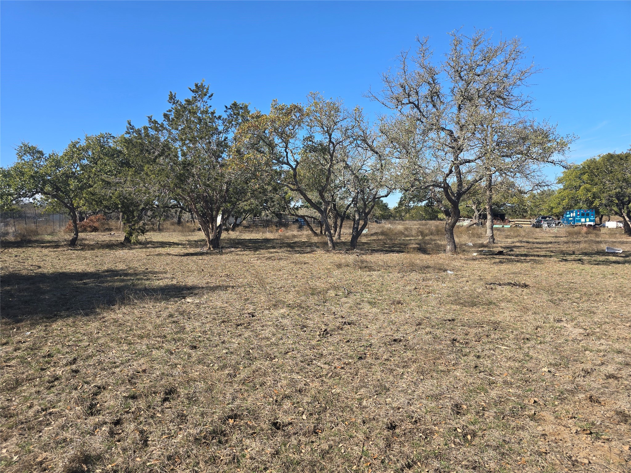 main property photo 17