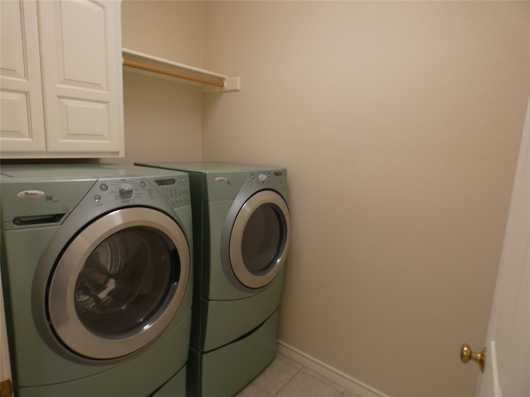 main property photo 16