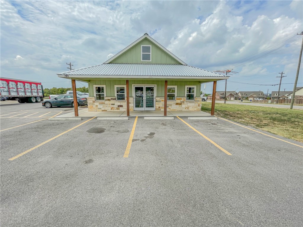 main property photo 3