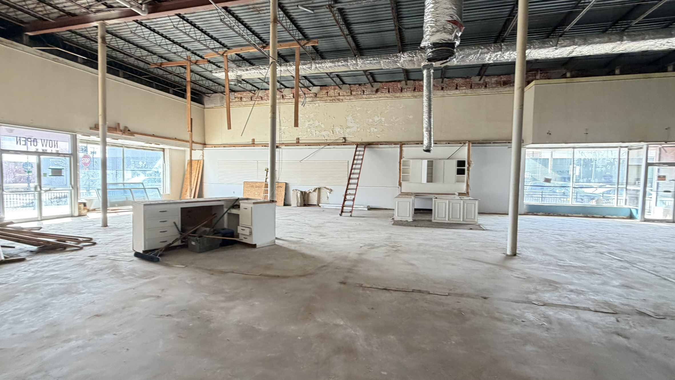 main property photo 8
