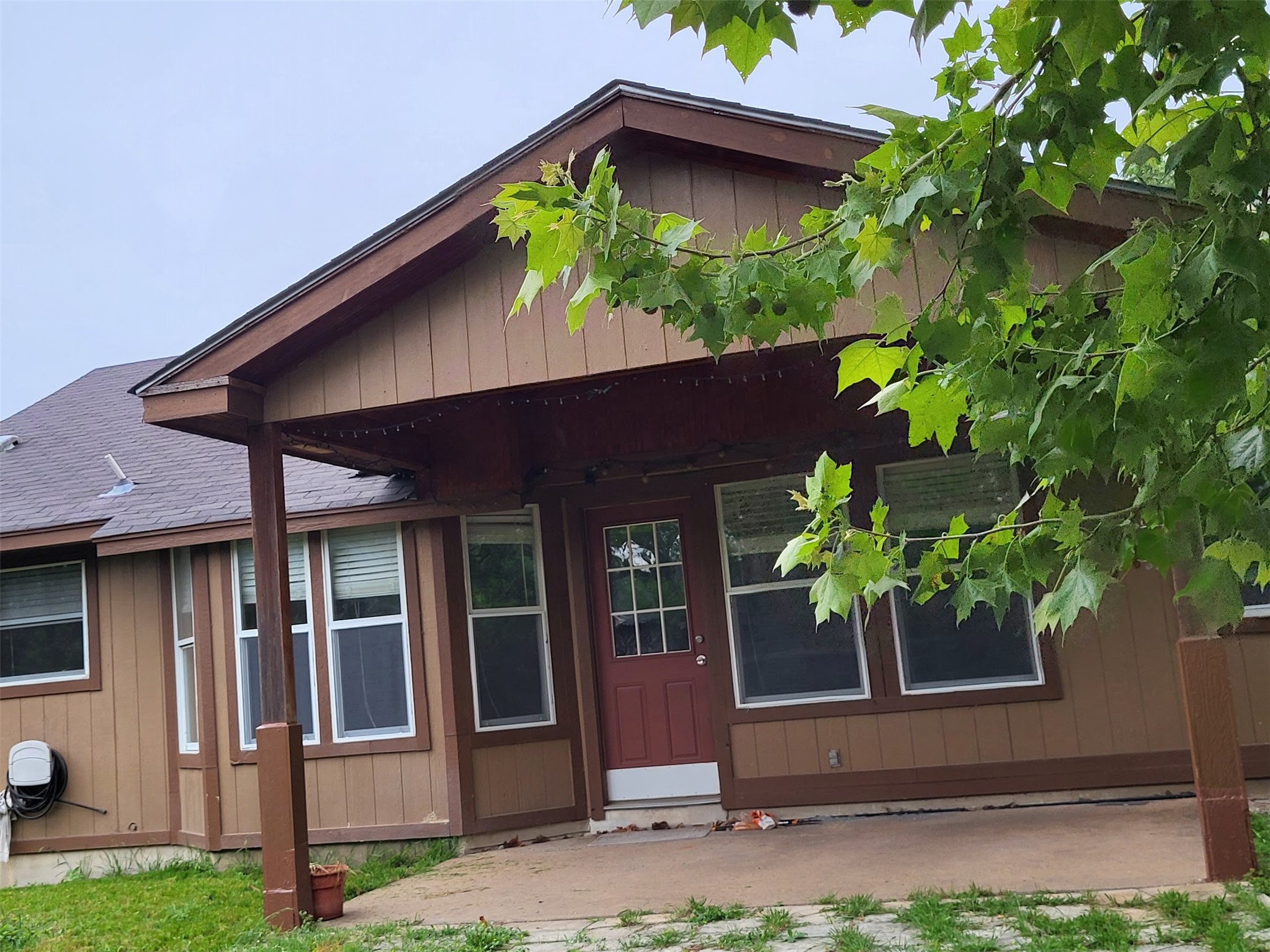 main property photo 8