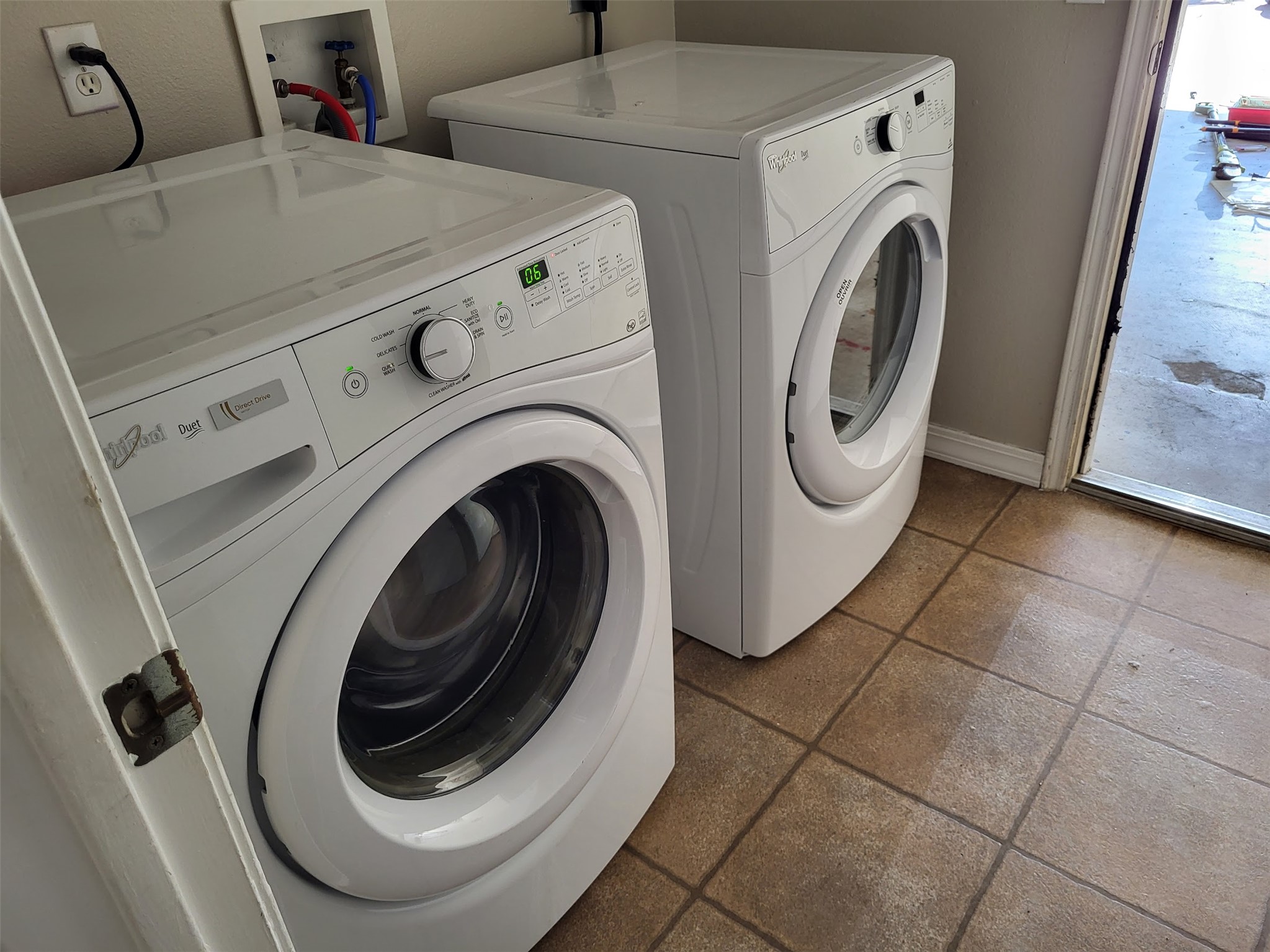 main property photo 9