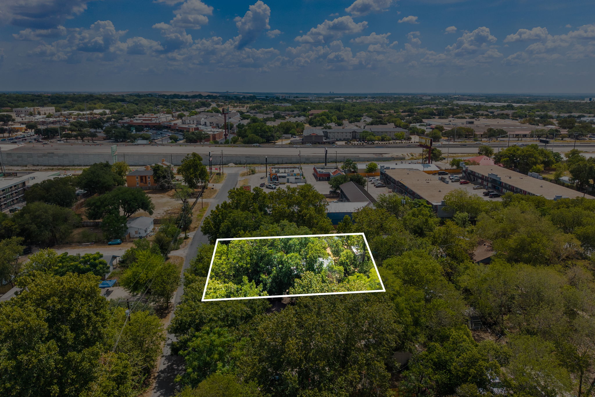 main property photo 25