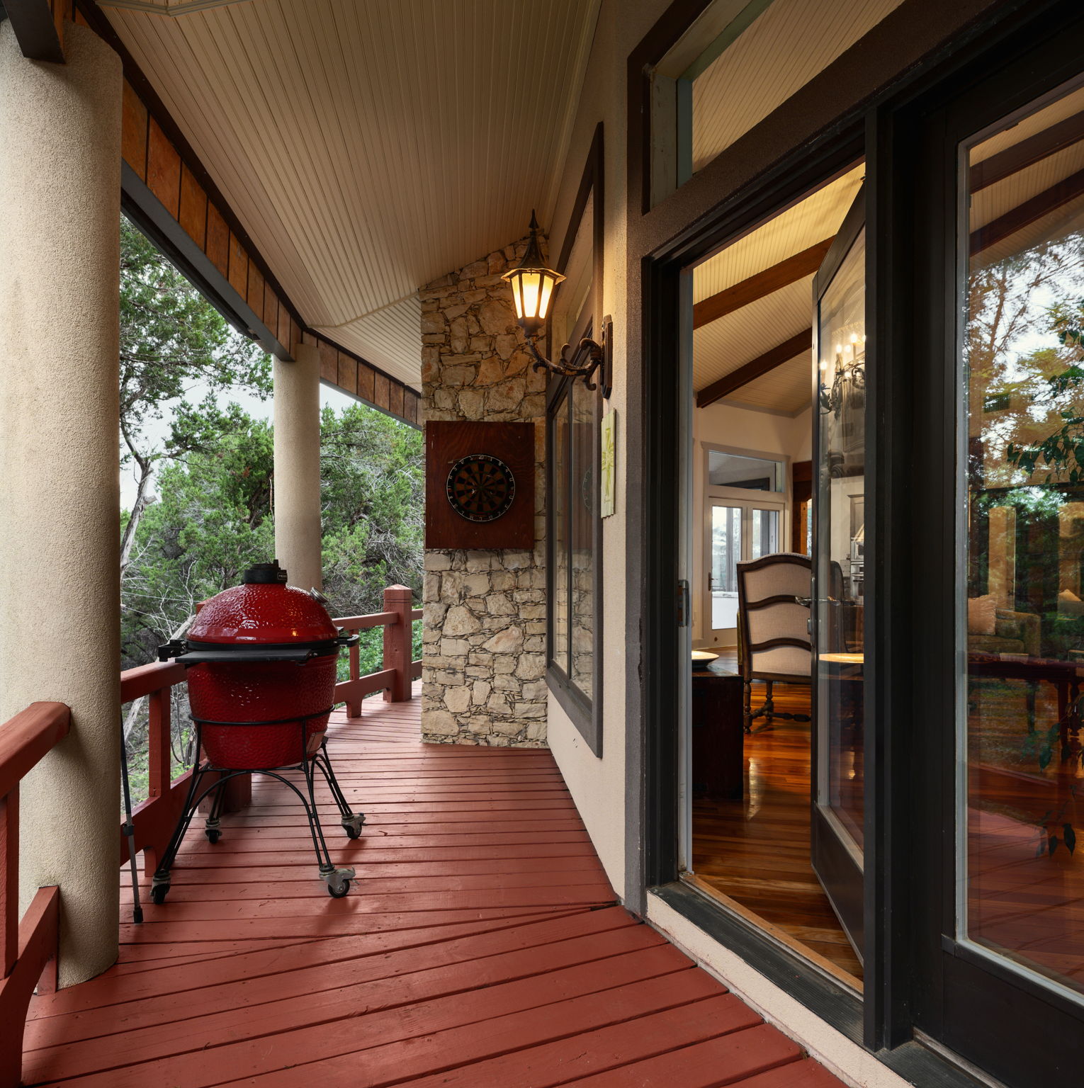 main property photo 17