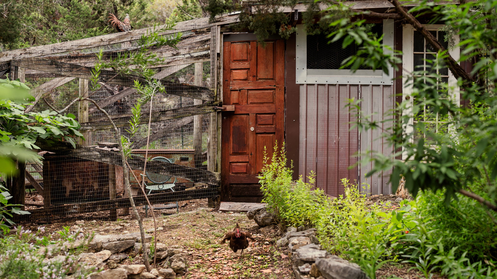 main property photo 32