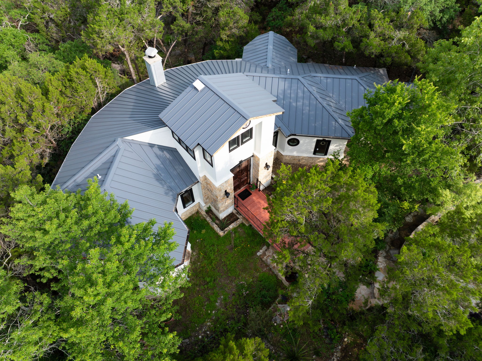 main property photo 37