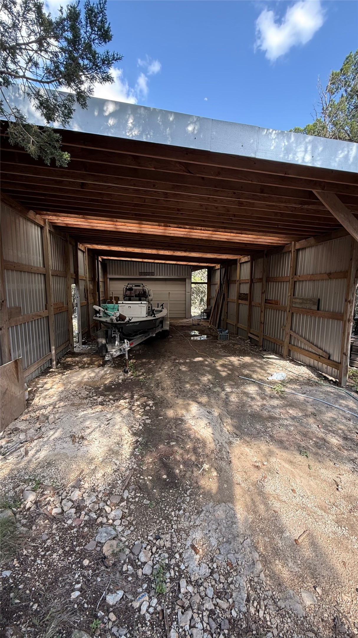 main property photo 39