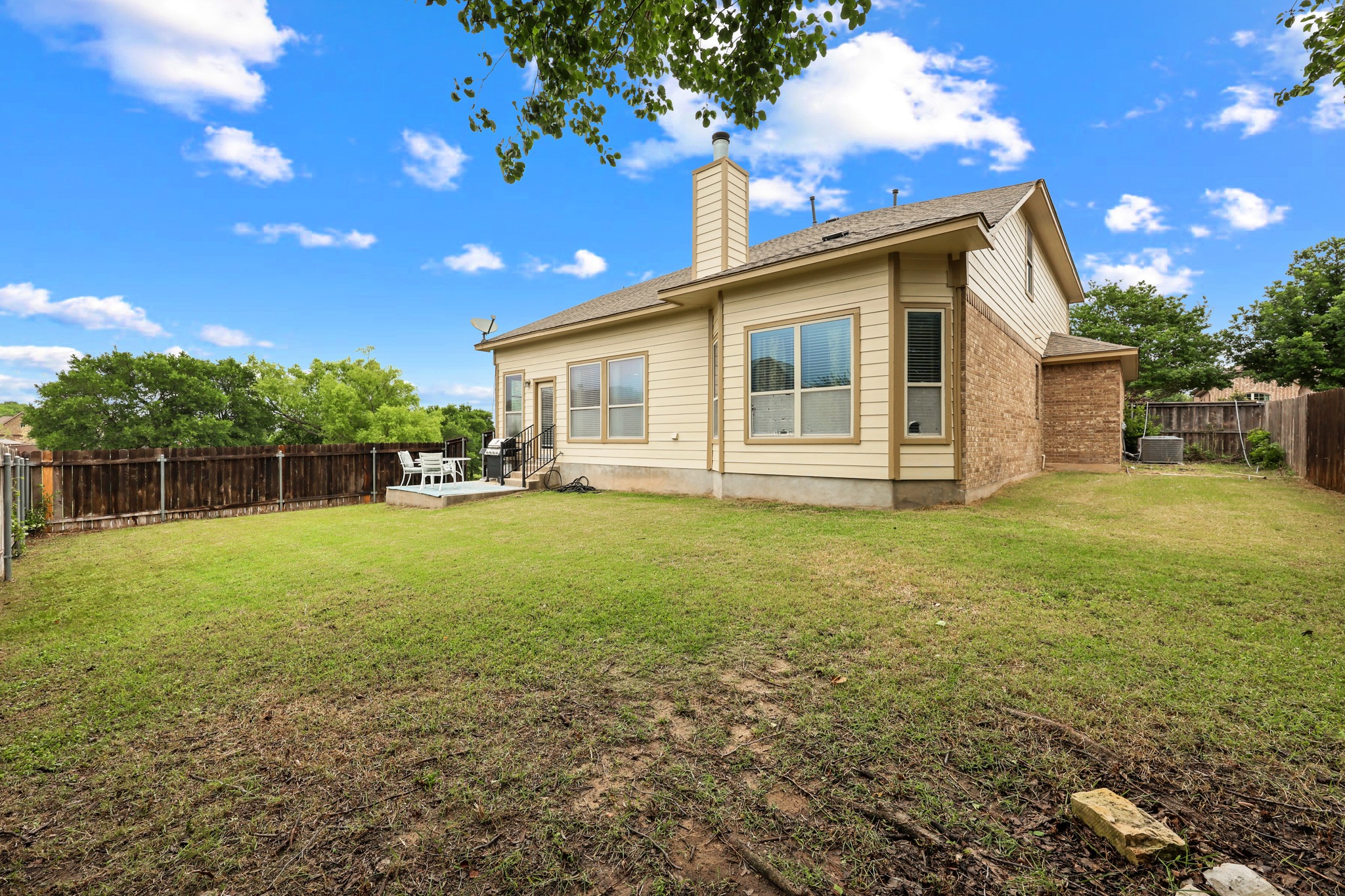 main property photo 36