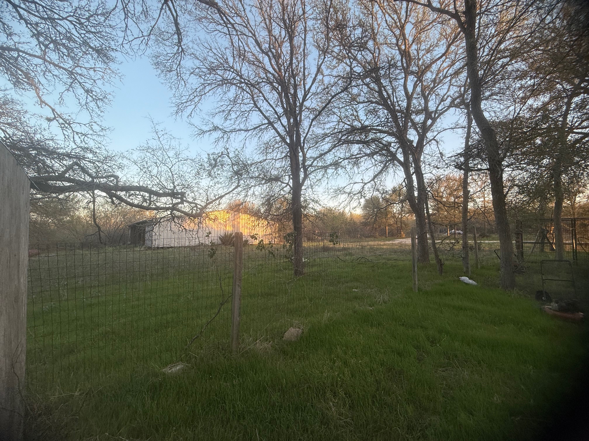 main property photo 30