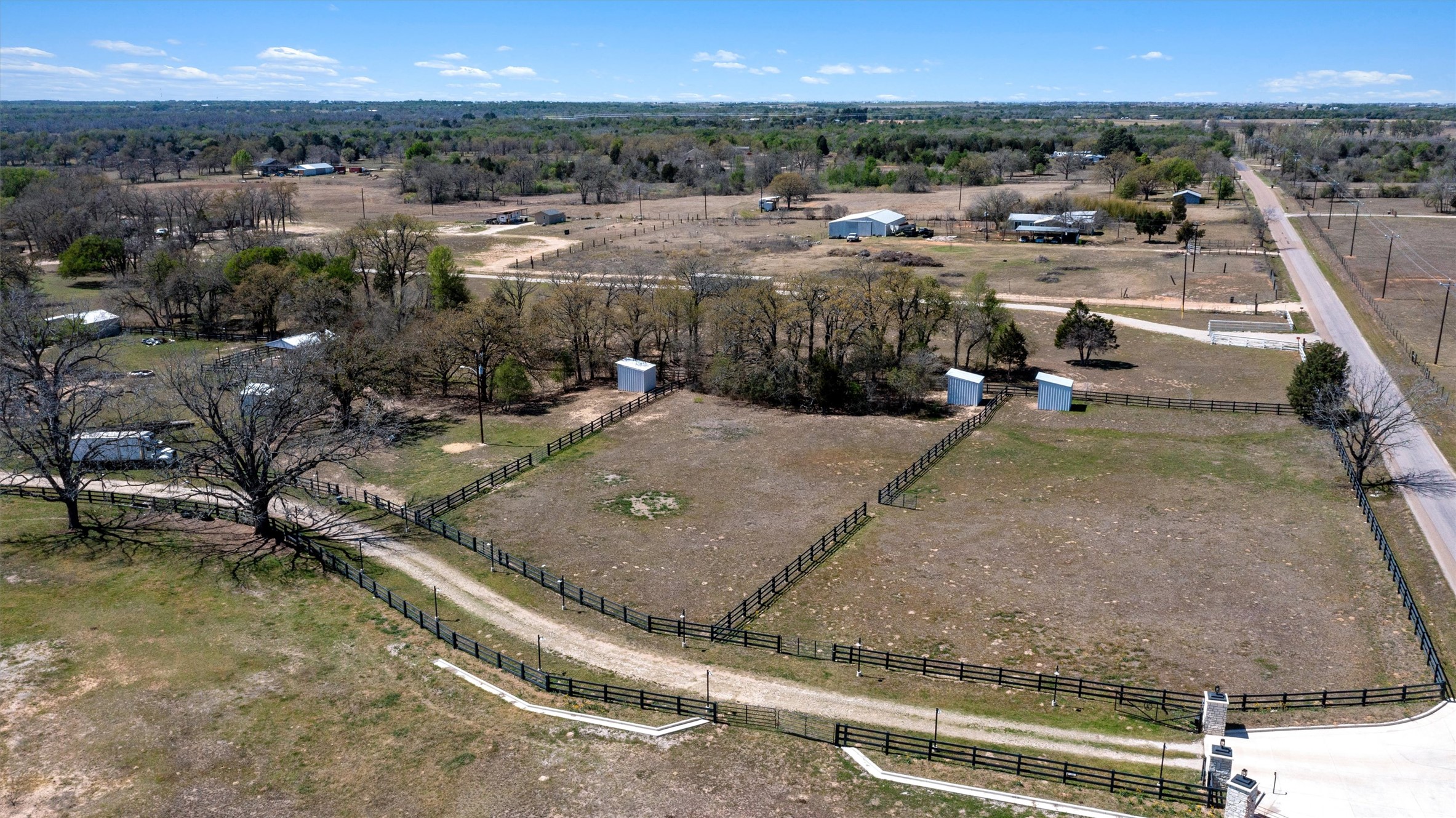 main property photo 7
