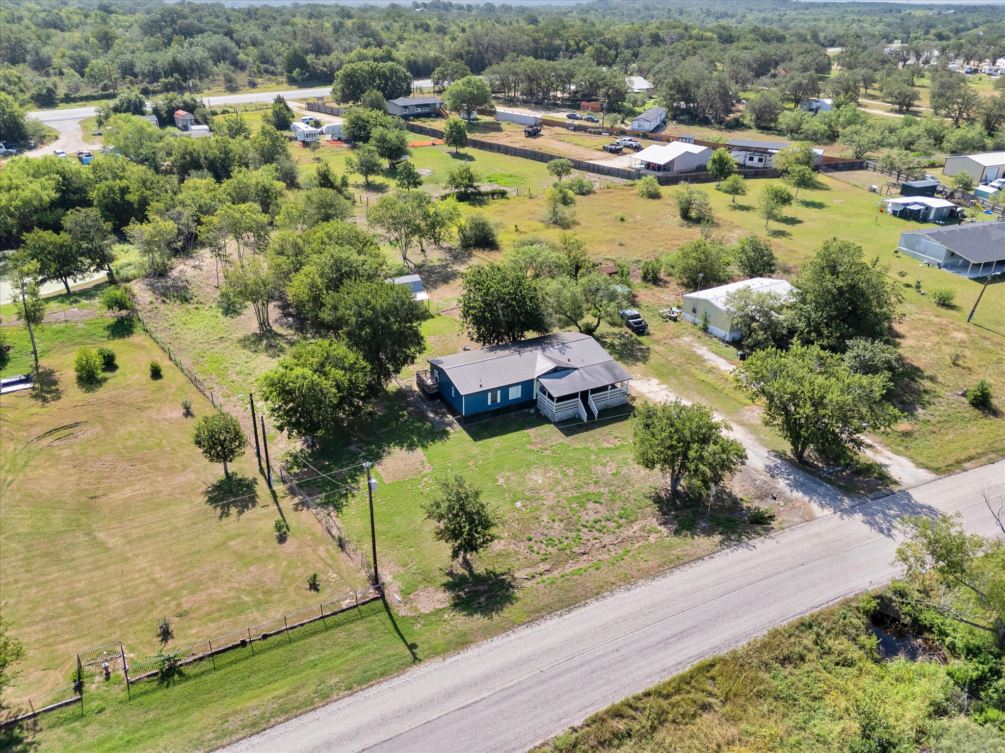 main property photo 31