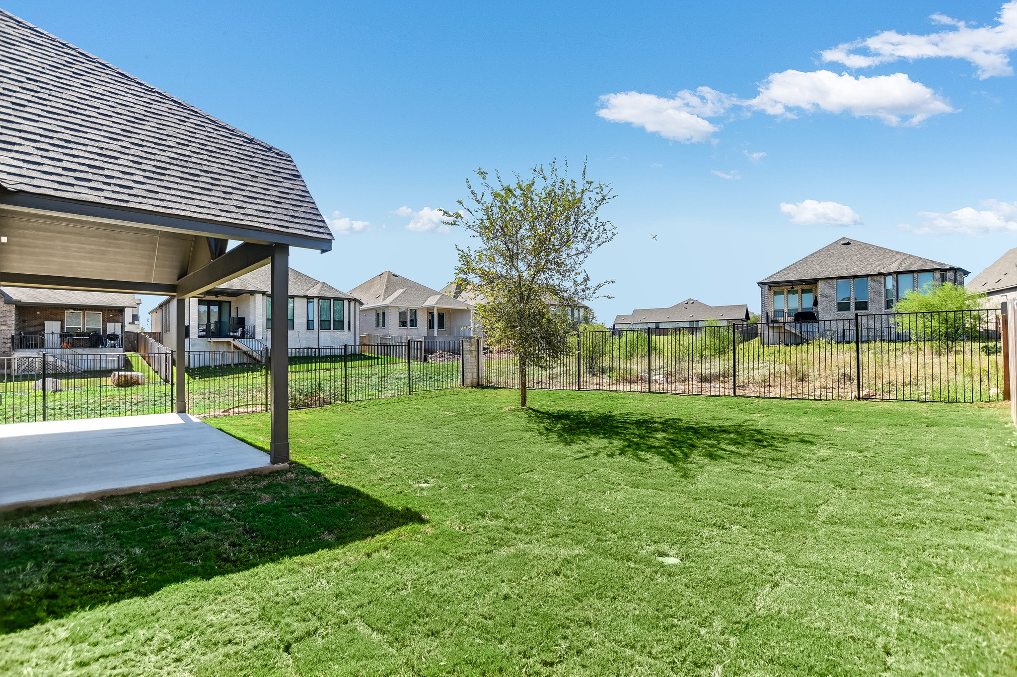 main property photo 27