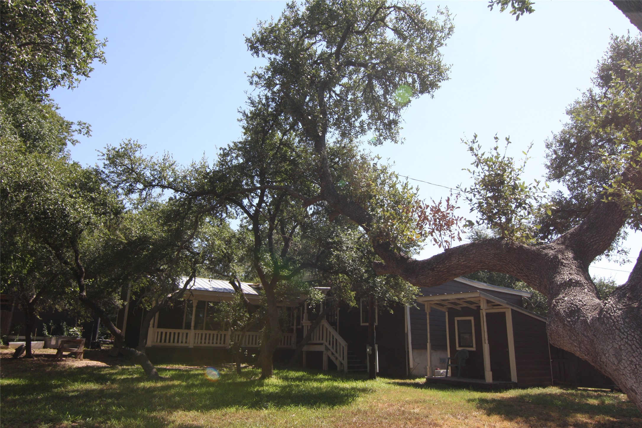 main property photo 18