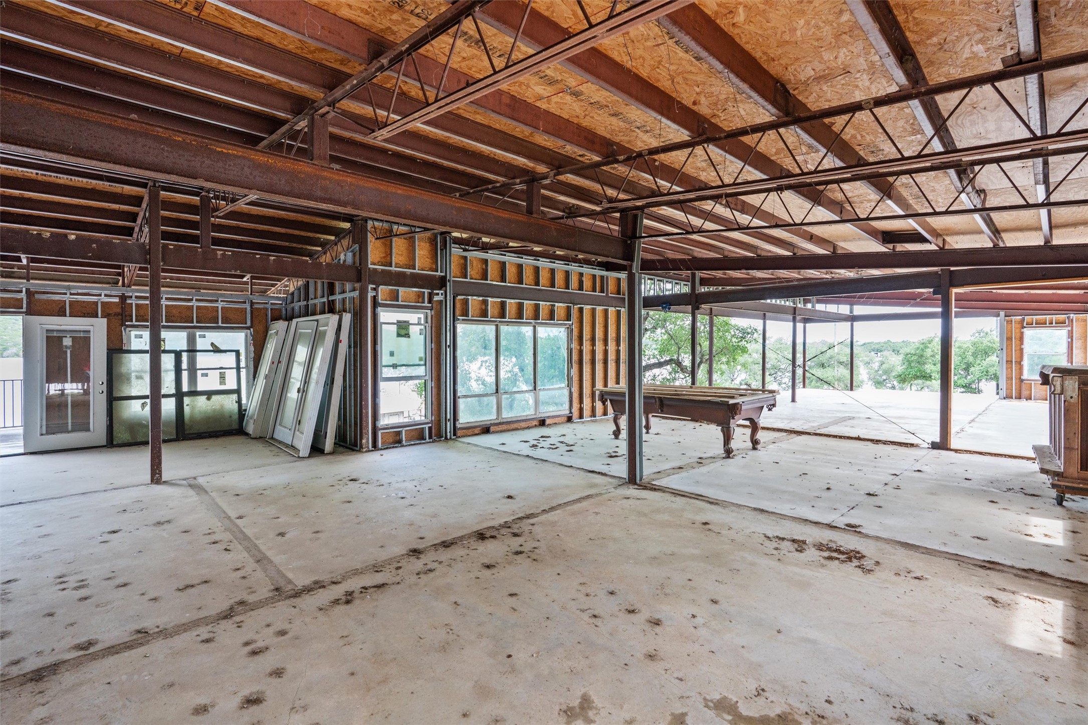 main property photo 12